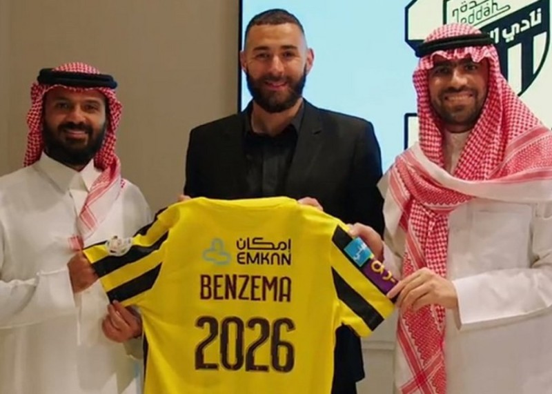 Benzema Səudiyyə klubuna keçdi