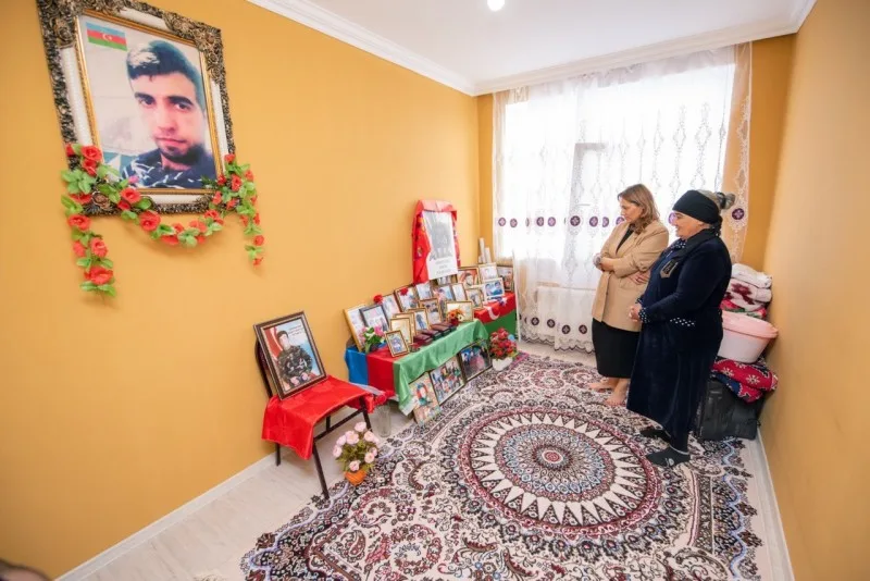 Qırmızı Ürəklər Fondu 3 şəhid ailəsini fərdi yaşayış evi ilə təmin etdi - FOTO
