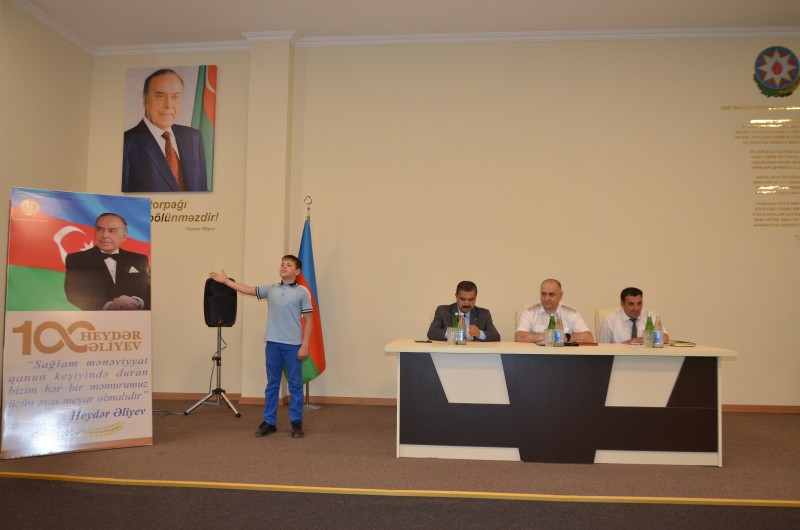 “Heydər Əliyev İli”: Ədliyyə fəaliyyətinin təbliği məqsədilə müəllim və şagirdlərlə görüş oldu - FOTO