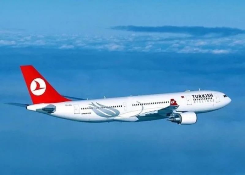 Türkiyə təyyarəsində sərnişin öldü