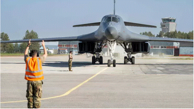 ABŞ bombardmançıları ilk dəfə İsveçdə