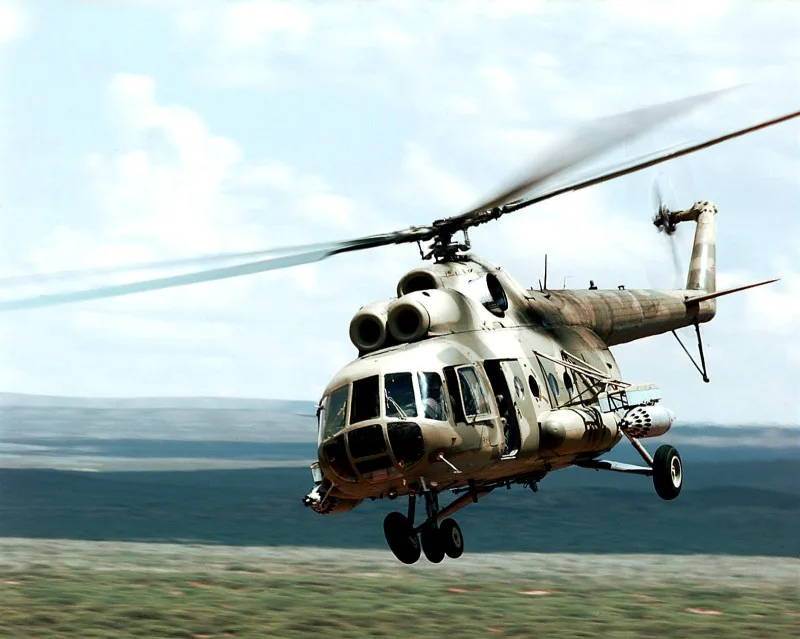 “Mi-8” sərt eniş etdi - Yaralanan var