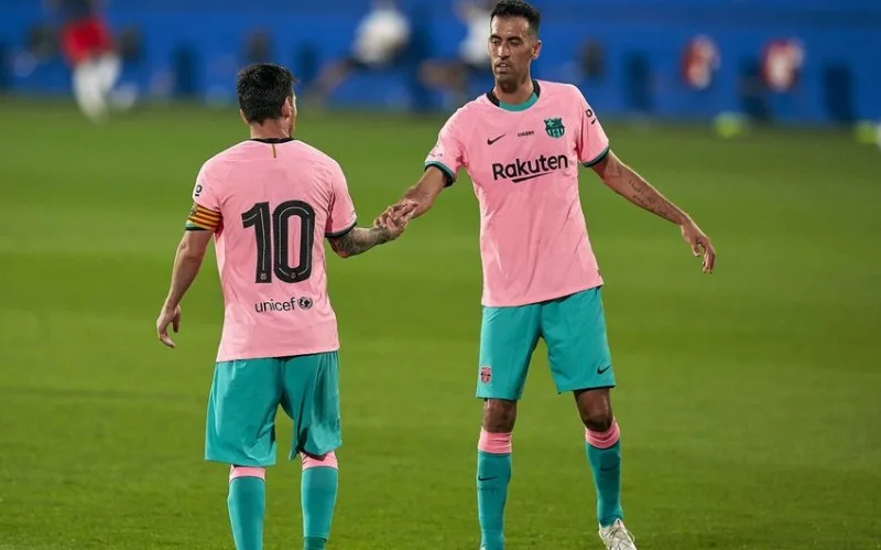 Buskets Messi ilə eyni komanda oynayacaq