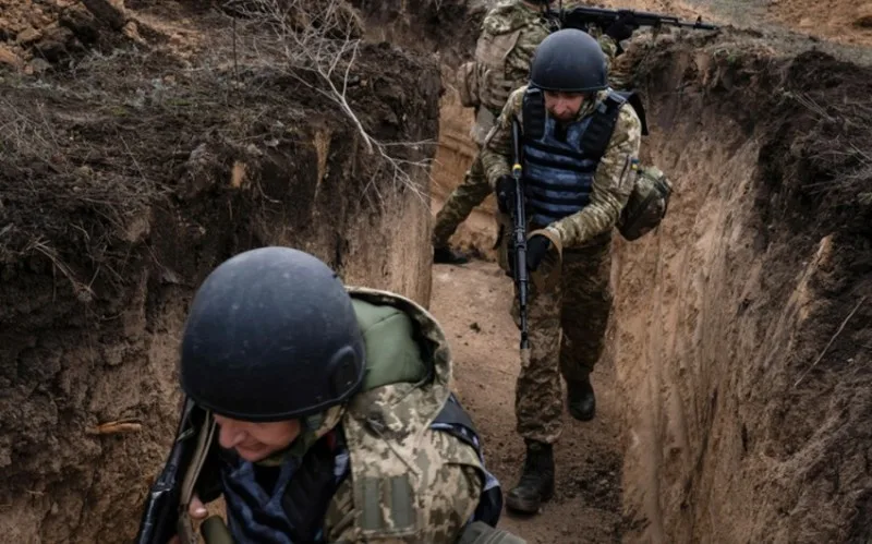 “Ukrayna ordusu yeni istiqamətlərdə hücuma keçməyə çalışır”