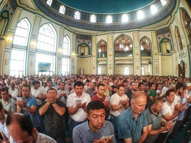 Bayram namazının vaxtı AÇIQLANDI