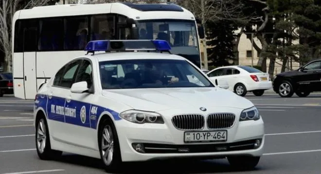 Narkotik çəkib avtomobil sürən şəxslər saxlanıldı