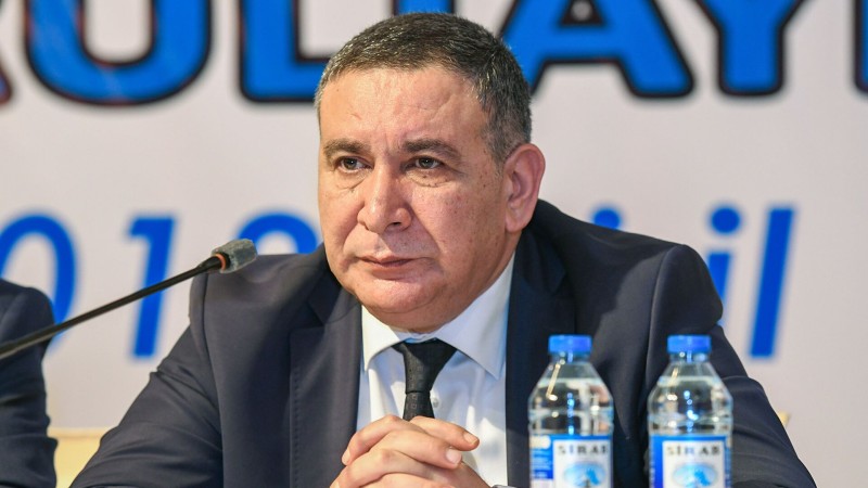 Mətbuat Şurasının sədri: “Fransada “AzTV”nin çəkiliş qrupuna hücumu pisləyirik”