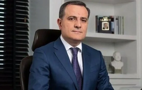 Ceyhun Bayramov onları təbrik etdi