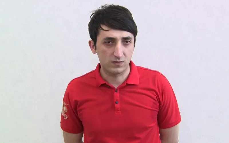 Xəstələr üçün paylaşılan kartlardan oğurluq etdi - VİDEO