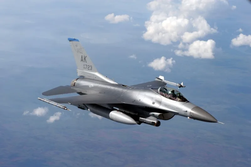 ABŞ bu tarixədək Ukraynaya "F-16"ları təslim edəcək