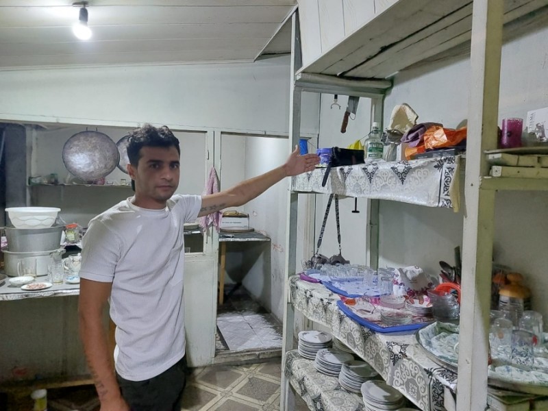 İşlədiyi kafedən oğurluq etdi