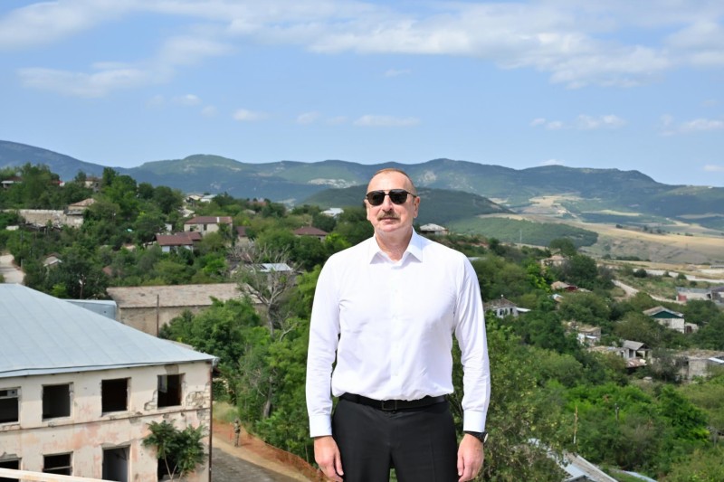 İlham Əliyev Xocalıya getdi - FOTOLAR