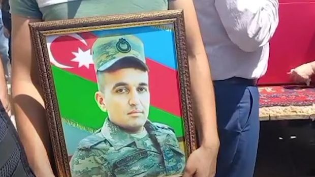 Kəlbəcərdə həlak olan hərbçimiz dəfn edildi
