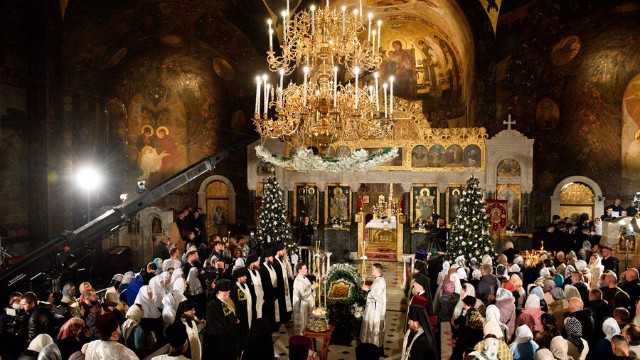 Zelenski Ukraynada Milad bayramını təxirə saldı