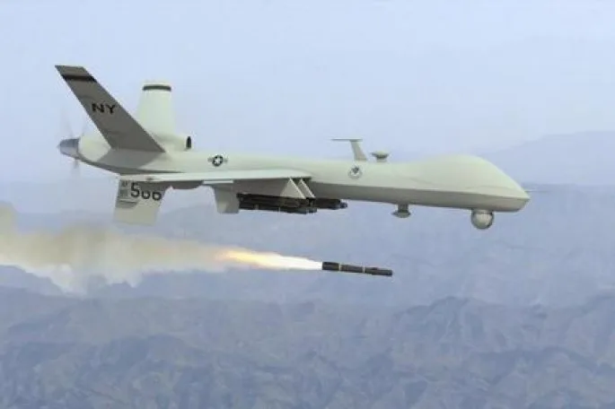 Kiyev dronlarla atəşə tutuldu
