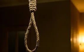 Qubada kişi intihar etdi