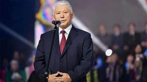 Yakutiyanın ilk prezidenti vəfat etdi
