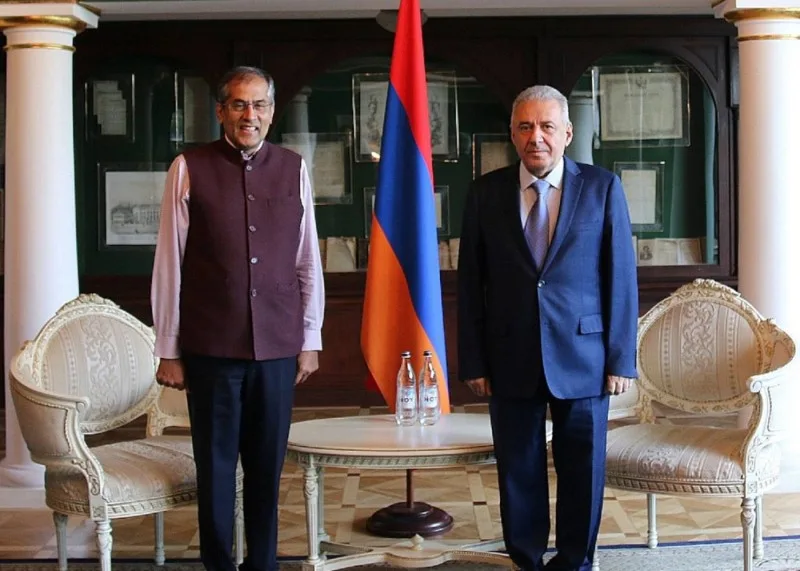 Ermənistan və Hindistan səfirləri Qarabağı müzakirə etdi
