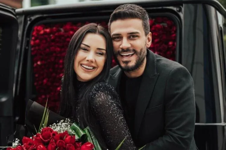 Məşhur fenomen sosial mediaya VİDA ETDİ