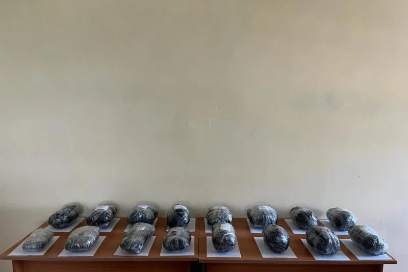 İrandan Azərbaycana narkotik keçirilməsinin qarşısı alındı - FOTO