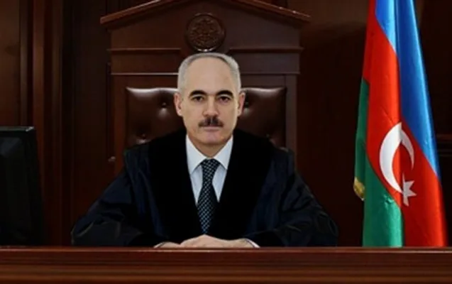 Keçmiş nazirin hakimliyi başa çatdı