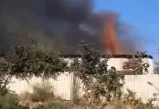 "Avtovağzal" metrostansiyası yaxınlığında güclü yanğın başladı - VİDEO