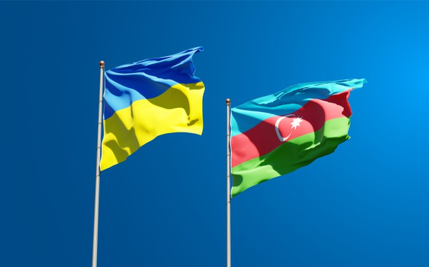 Azərbaycan Ukraynaya texnika göndərdi