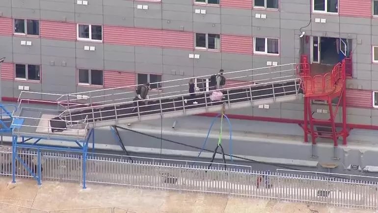 "Üzən həbsxana" boşaldıldı