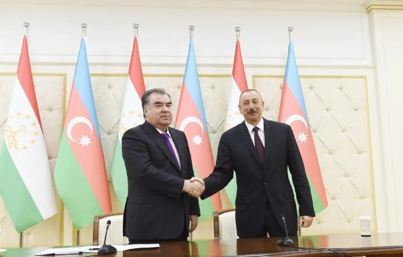 İlham Əliyev İmaməli Rəhmanı Bakıya dəvət etdi