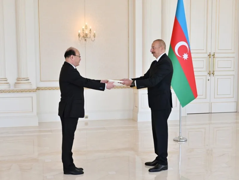 İlham Əliyev Koreyanın yeni səfirini qəbul etdi - YENİLƏNİB + FOTO