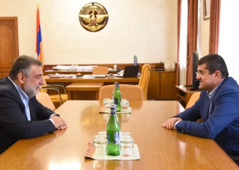 "Demişdin istefa verəcəksən" - Vardanyan separatçıların liderini ifşa etdi