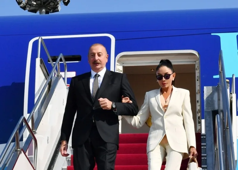 Prezident Macarıstanda işgüzar səfərdədir