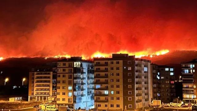 Çanaqqala boğazı tamamilə BAĞLANDI - SƏBƏB