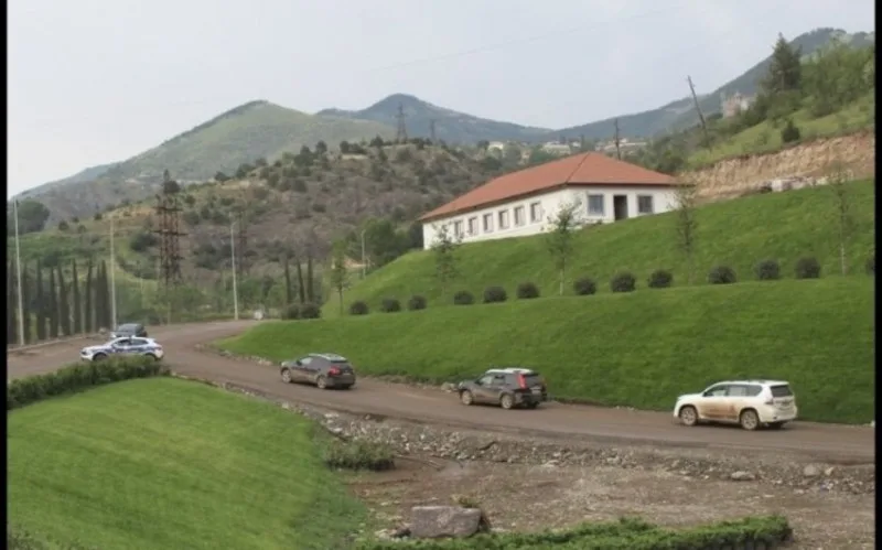 Daha 13 ailə Laçına qovuşdu