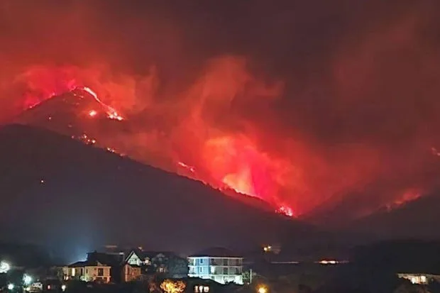 Rusiyanın Gelencik dağlarında YANĞIN
