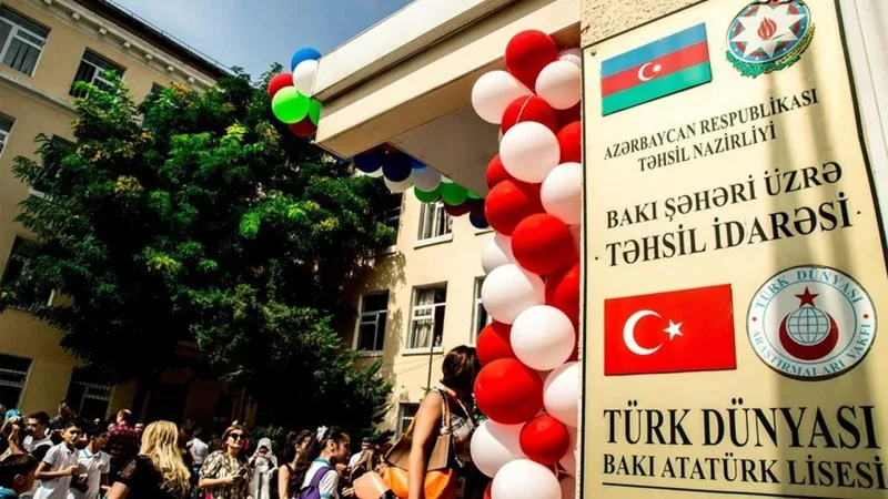 Bakı Atatürk Liseyini bitirənlər Türkiyədə pulsuz oxuyacaq - Problem həllini tapdı