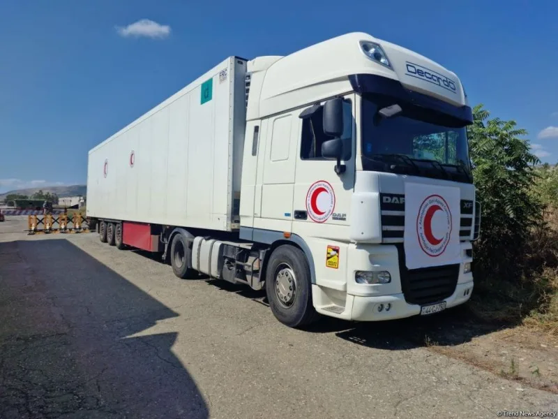 Humanitar karvan 6 gündür Ağdam-Xankəndi yolunda GÖZLƏYİR