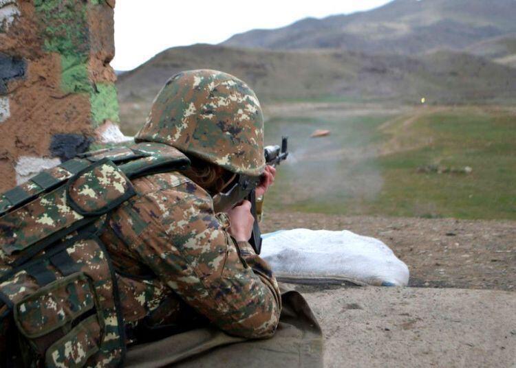Düşmən Laçını ATƏŞƏ TUTDU