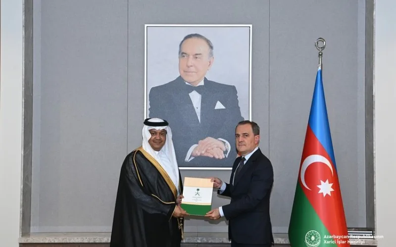 Səudiyyə Ərəbistanının yeni səfiri etimadnaməsini Bayramova təqdim etdi