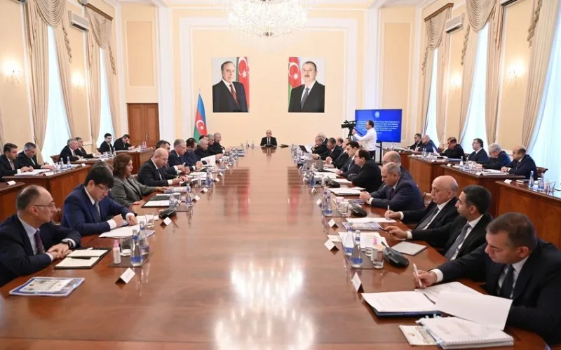 Nazirlər Kabinetinin geniş iclası keçirildi - FOTOLAR
