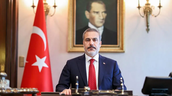 Hakan Fidan BU HƏRƏKƏTİ ilə gündəmi zəbt etdi - VİDEO