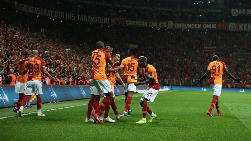 Qalatasaraydan əzmkar qələbə
