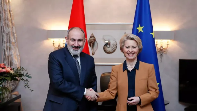 Paşinyan fon der Leyenlə Qarabağı müzakirə etdi