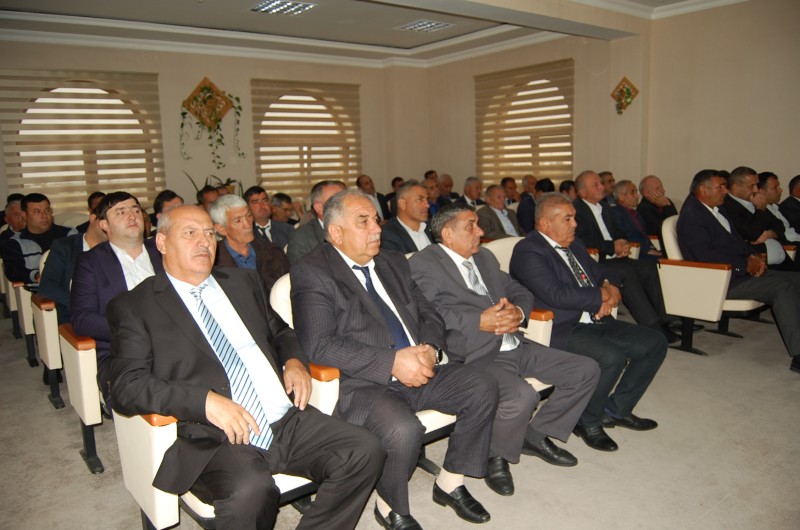 İmişlidə bələdiyyələrlə görüş olub - FOTOLAR