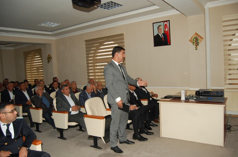İmişlidə bələdiyyələrlə görüş olub - FOTOLAR
