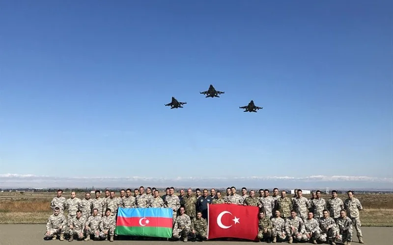 Türkiyənin F-16 təyyarələri Azərbaycana gəldi