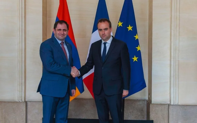 Ermənistan və Fransa müdafiə nazirləri görüşdü