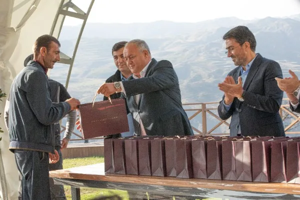 Növbəti köç karvanı Laçın şəhərinə çatdı - FOTOLAR + YENİLƏNİB