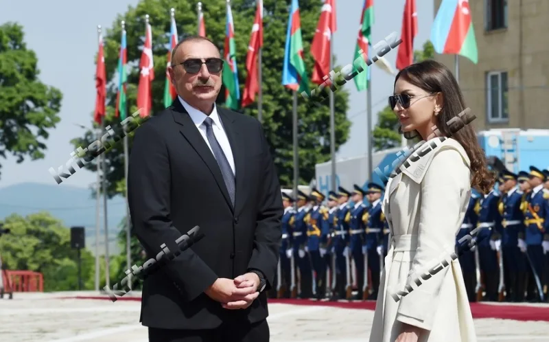 Prezident və birinci xanım Şuşaya getdilər - YENİLƏNİB