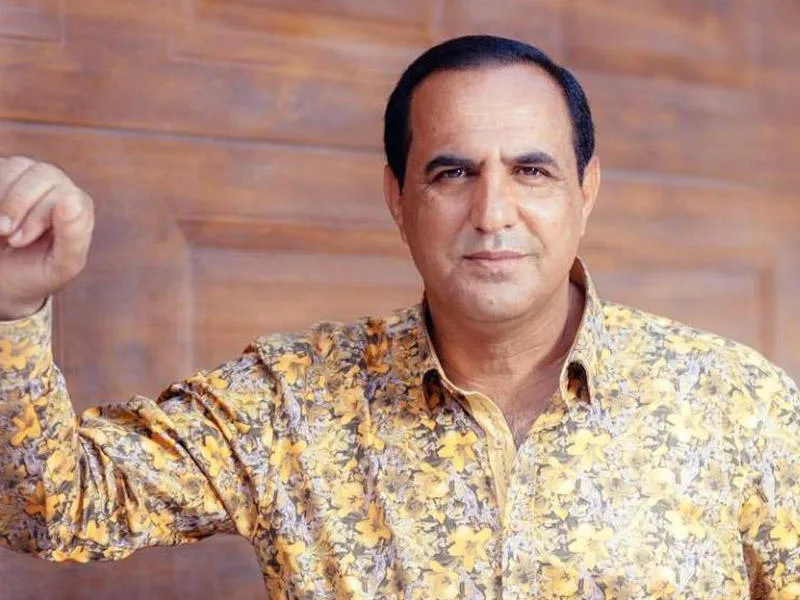 Manaf Ağayev İLANA MAHNI OXUDU: “Vicdansızsan...”